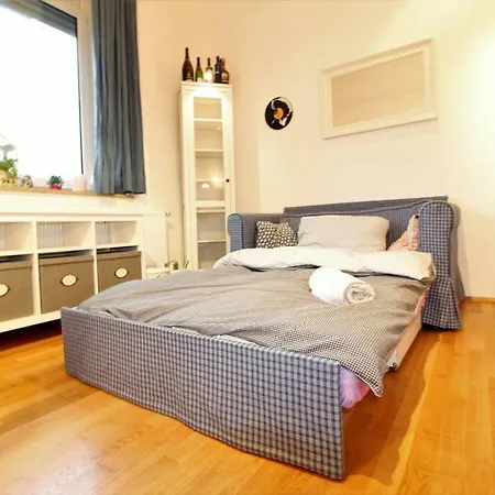 Apartman Spacious For Big Groups Oktoberfest / Bauma